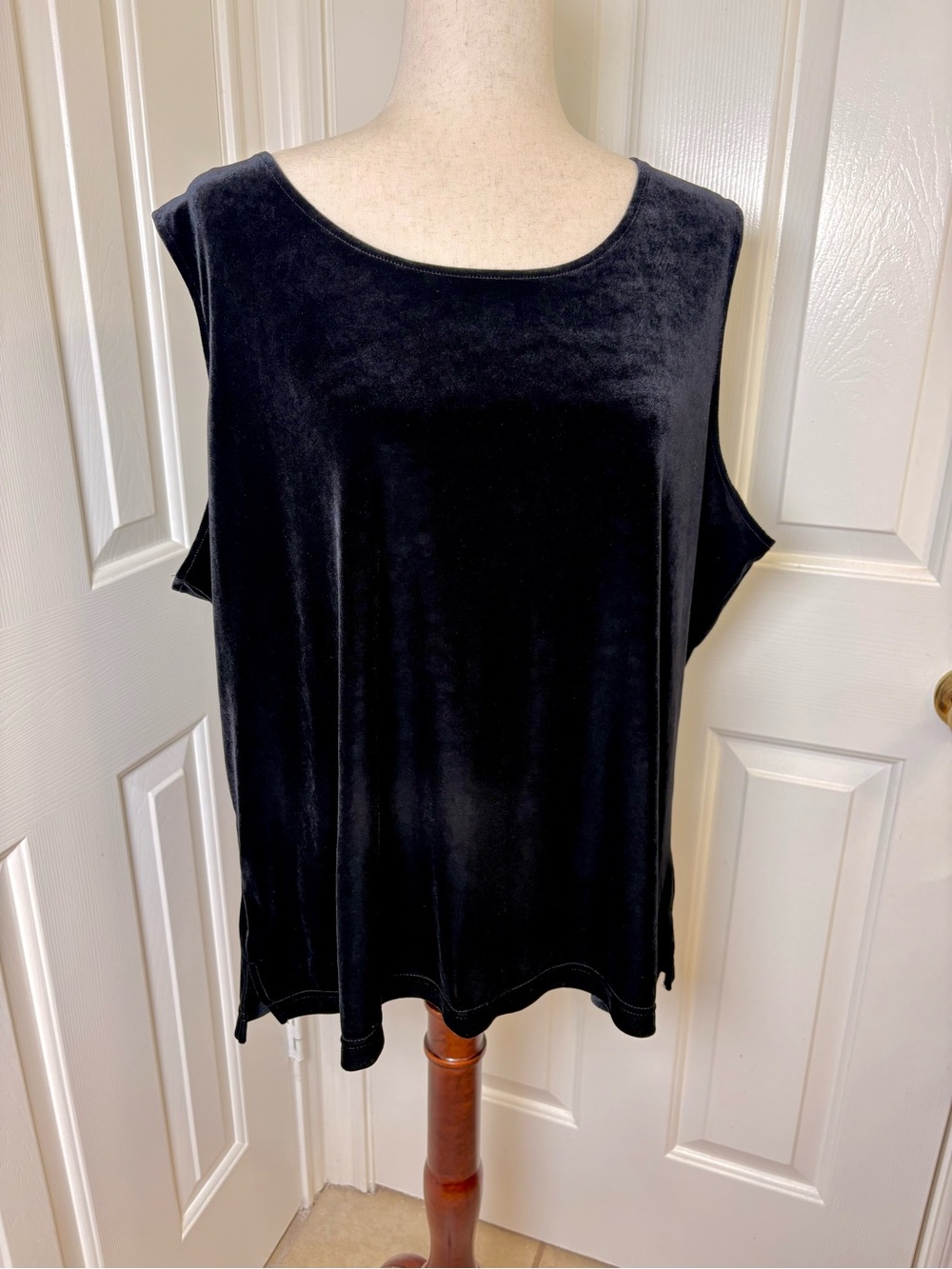 Vintage Koret Black Velvet Sleeveless Shell Top Evening Formal Size 2X